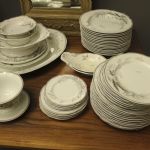 752 7164 DINNERWARE